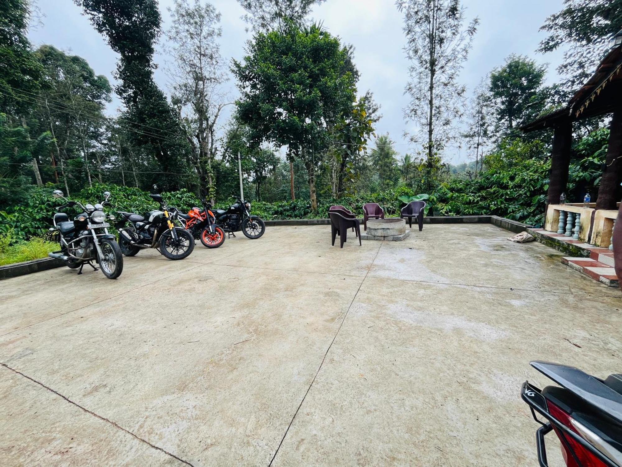 Preetham Homestay Kushālnagar Esterno foto